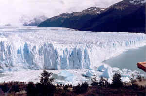 glaciar_vista01.jpg (146794 bytes)
